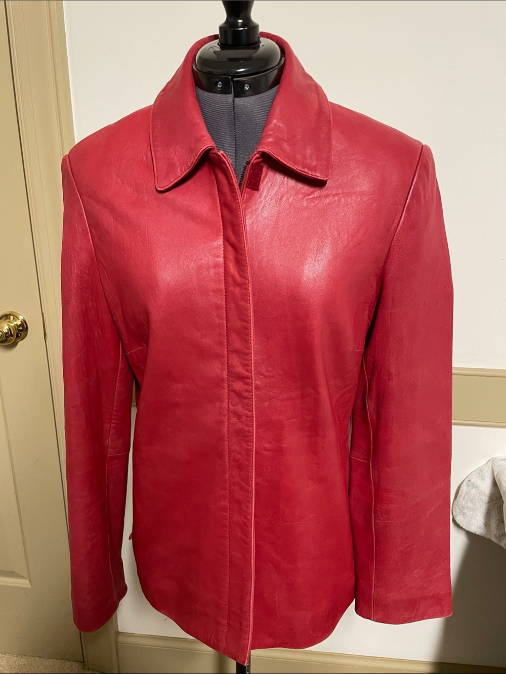 Anne Klein Red Leather Jacket with Classic Collar